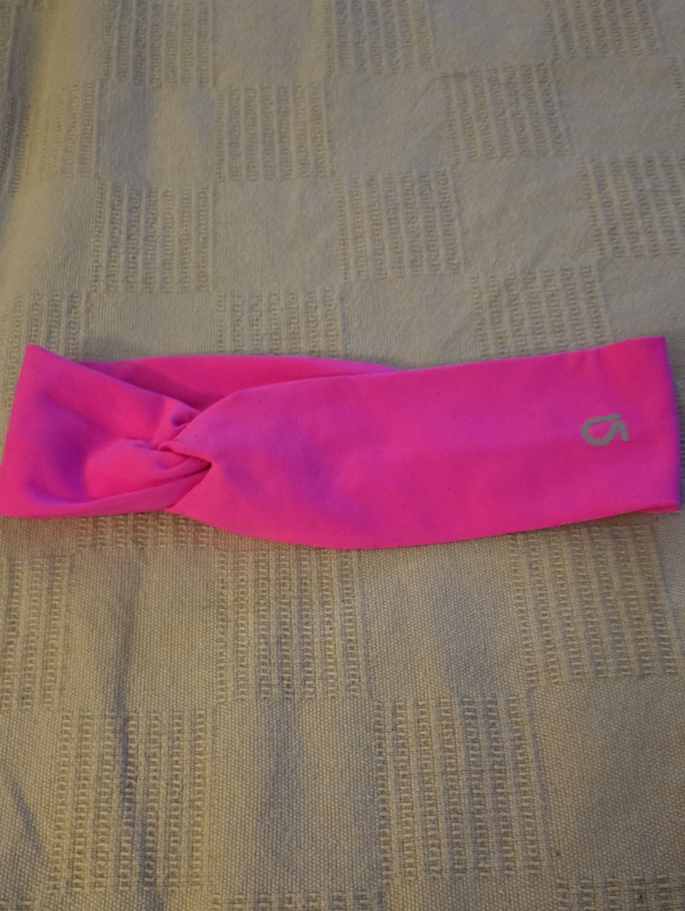 GapFit Bright Pink Twist Headband